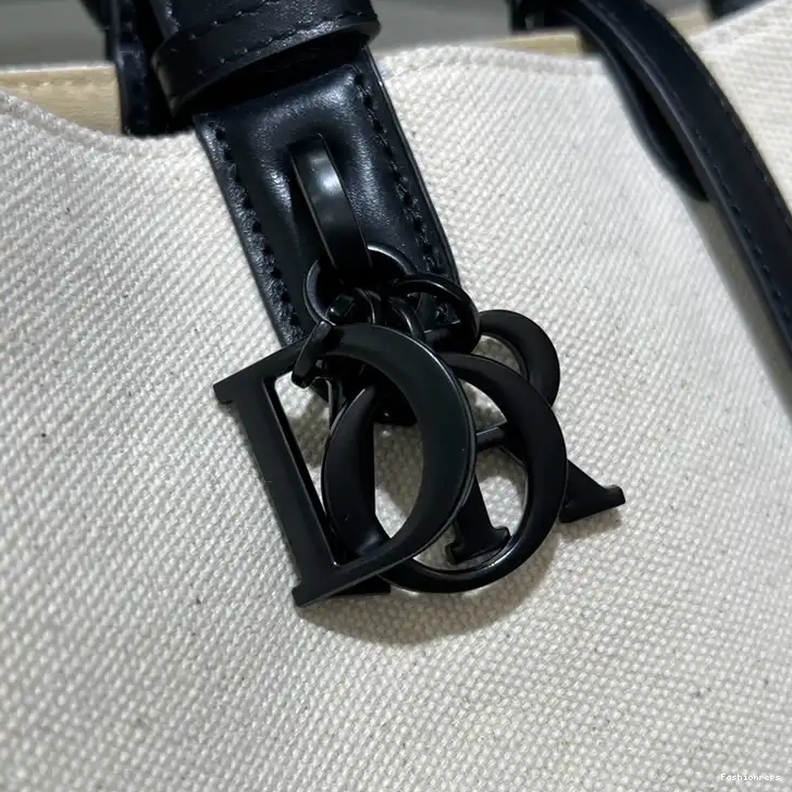 Fashionrepsfam ru 2312YA0096 Bags Dio 0807